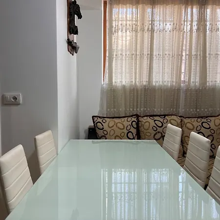 דירה Behar - Three Bedroom *