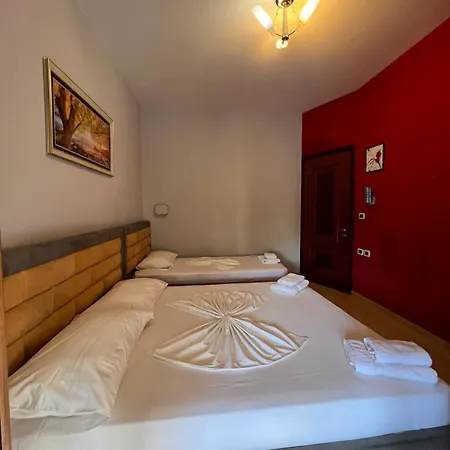 דירה Behar - Three Bedroom *